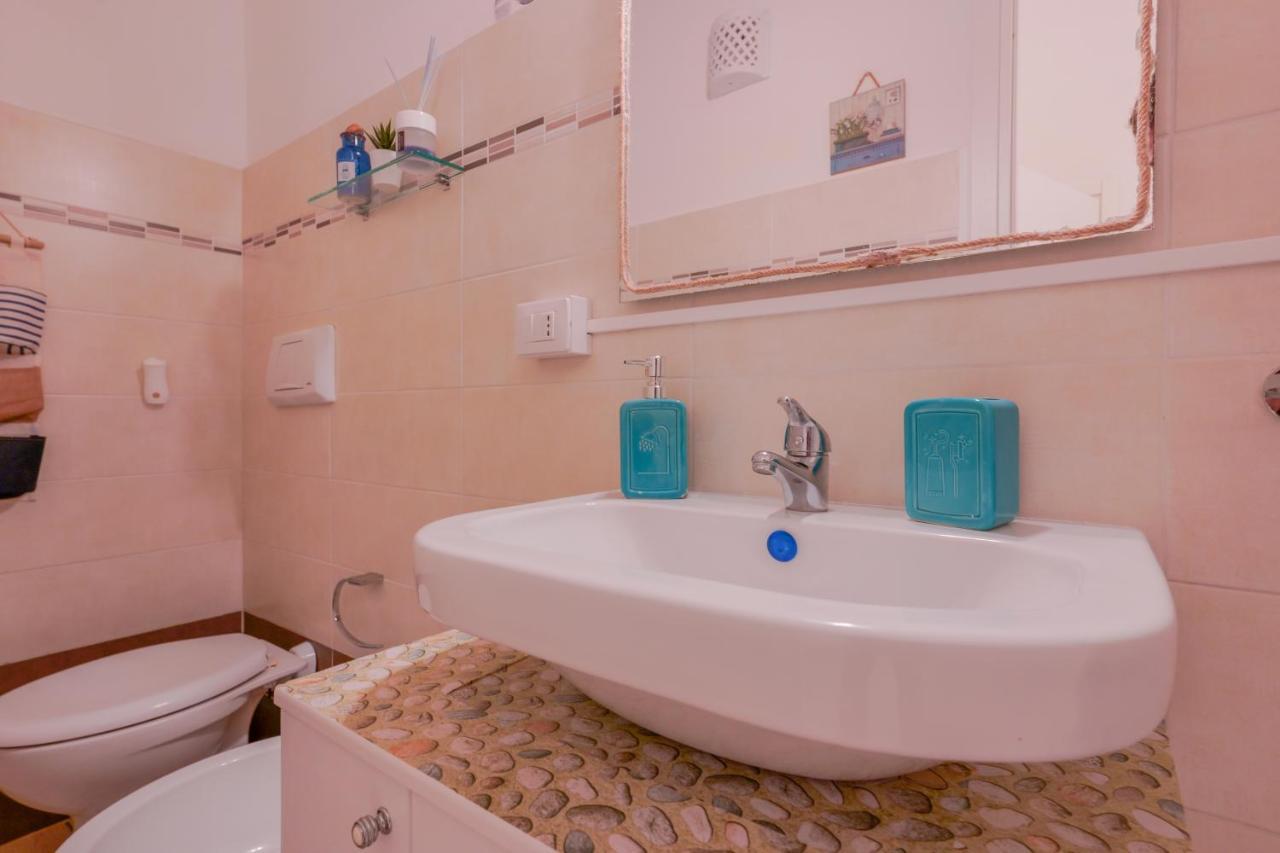 Approdo Rooms - Eja Sardinia Cagliari Eksteriør billede