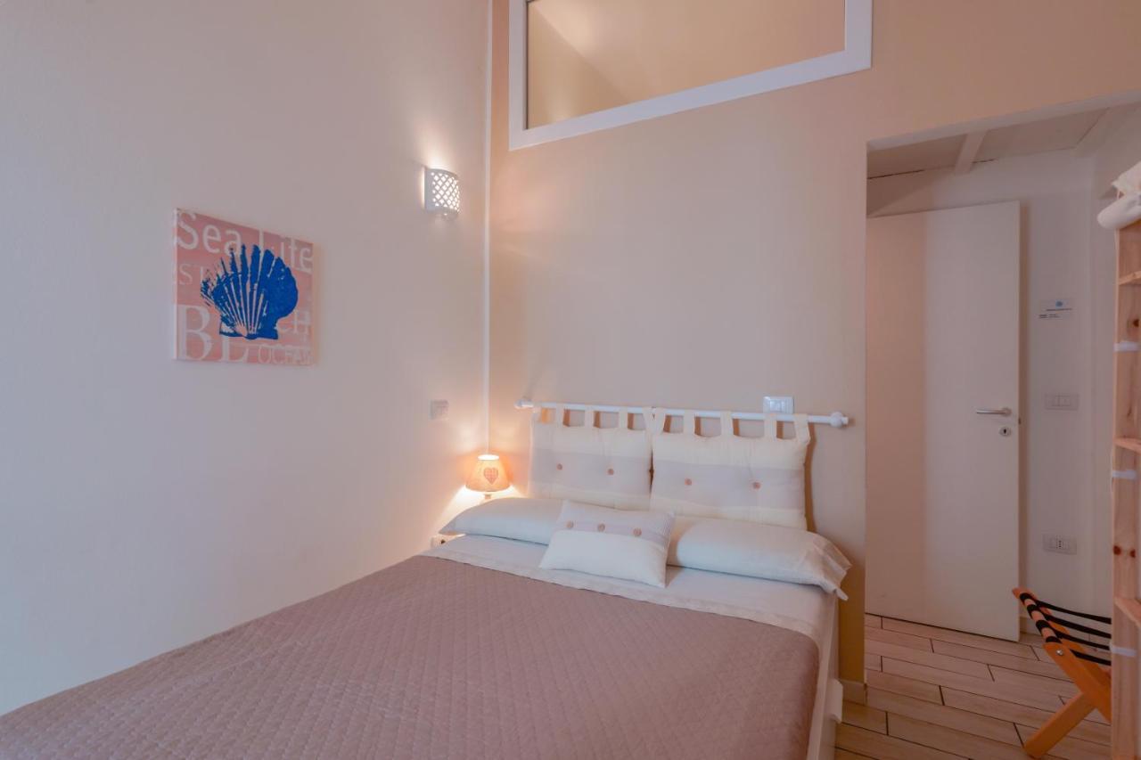 Approdo Rooms - Eja Sardinia Cagliari Eksteriør billede