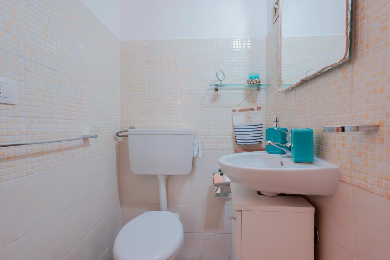 Approdo Rooms - Eja Sardinia Cagliari Eksteriør billede