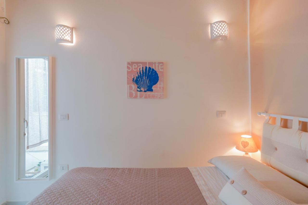 Approdo Rooms - Eja Sardinia Cagliari Eksteriør billede